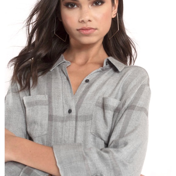 ❌SOLD Tobi Gray Plaid Flannel (Thread and Supply) - Picture 4 of 16